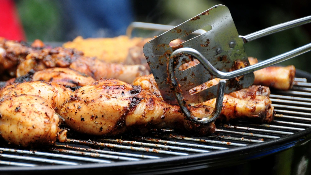 carne sulla griglia - Barbecue e salute: le risposte del nutrizionista 